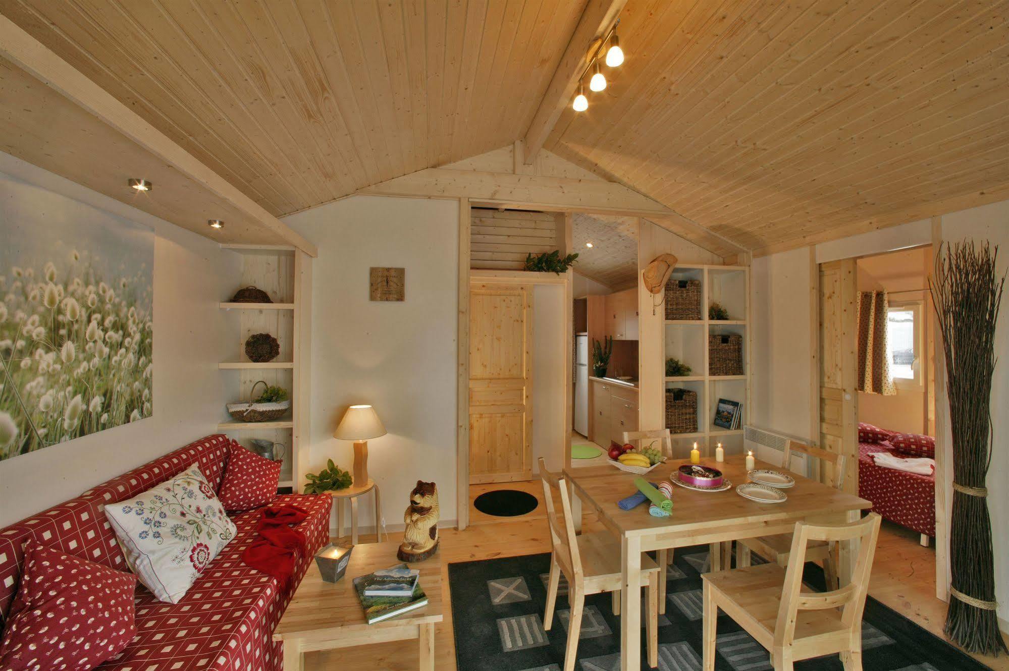 Albirondack Camping Lodge & Spa Luaran gambar