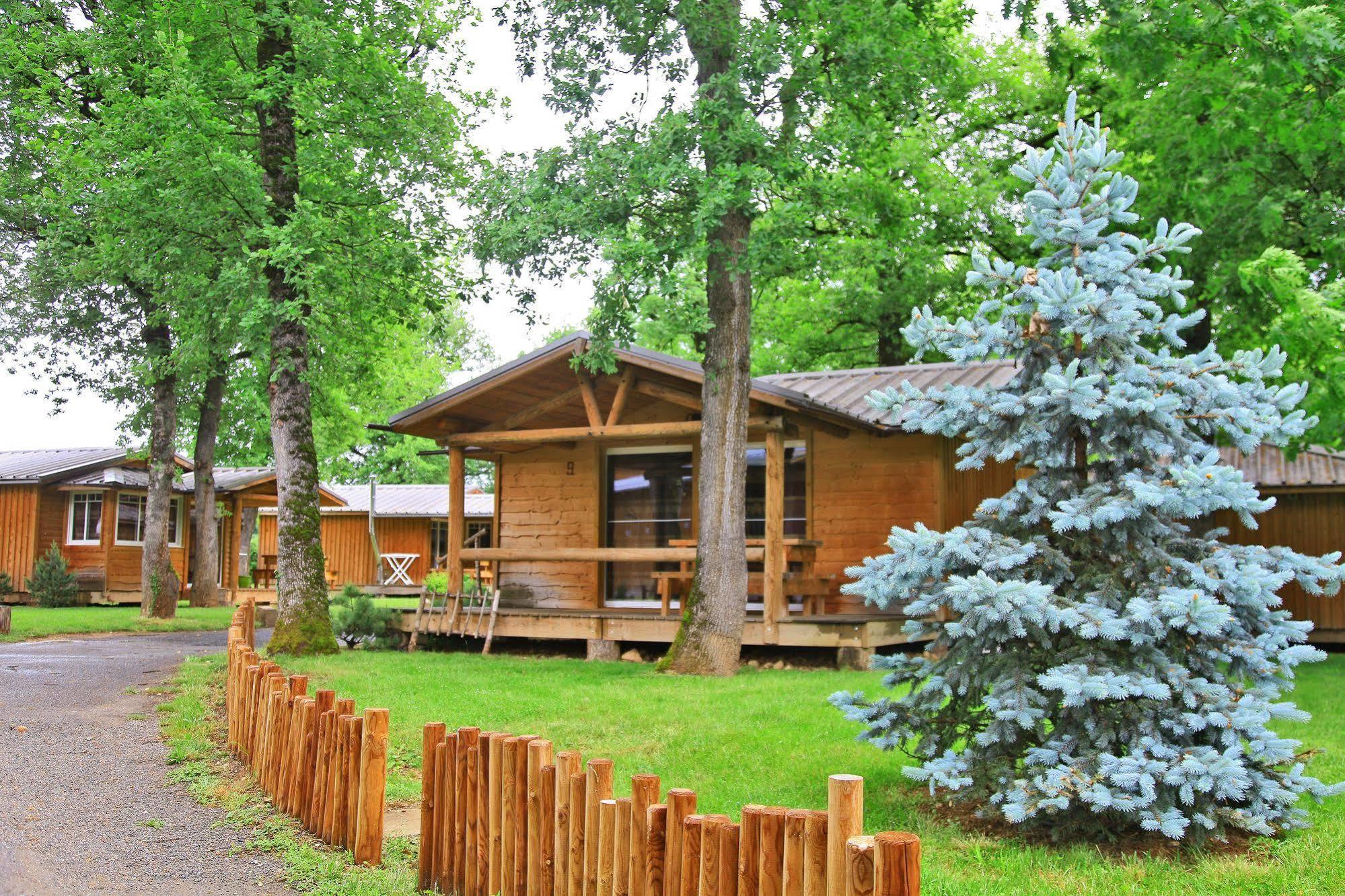 Albirondack Camping Lodge & Spa Luaran gambar